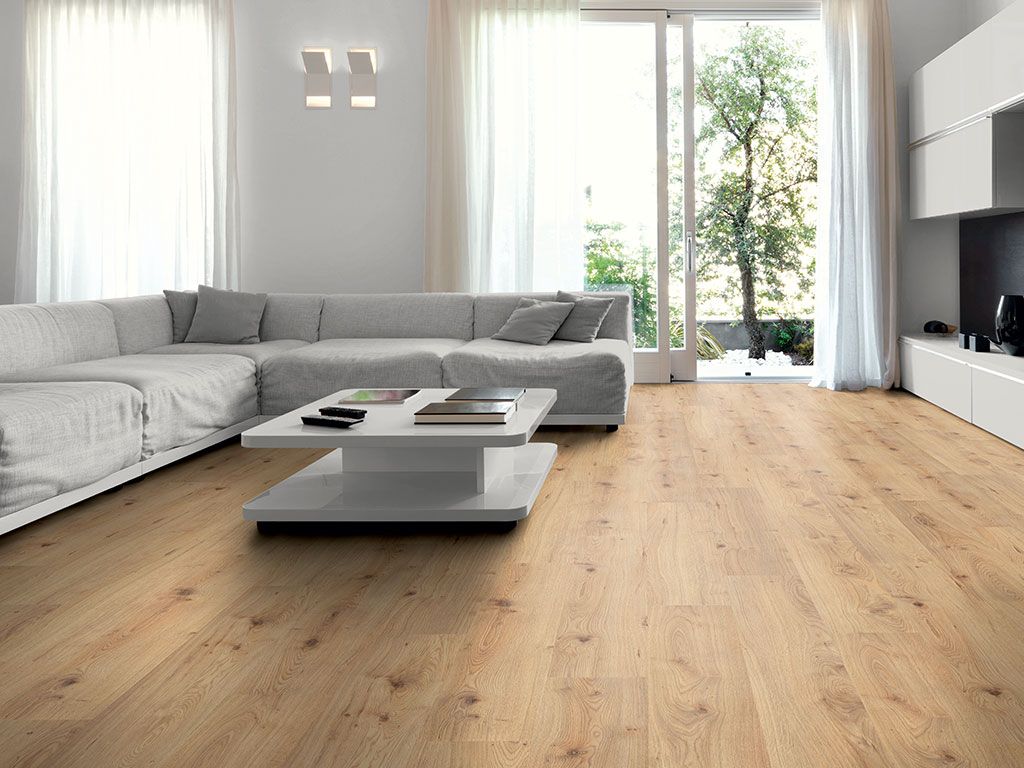 Laminatboden Nature Oak 8mm Landhausdiele 4V Eiche
